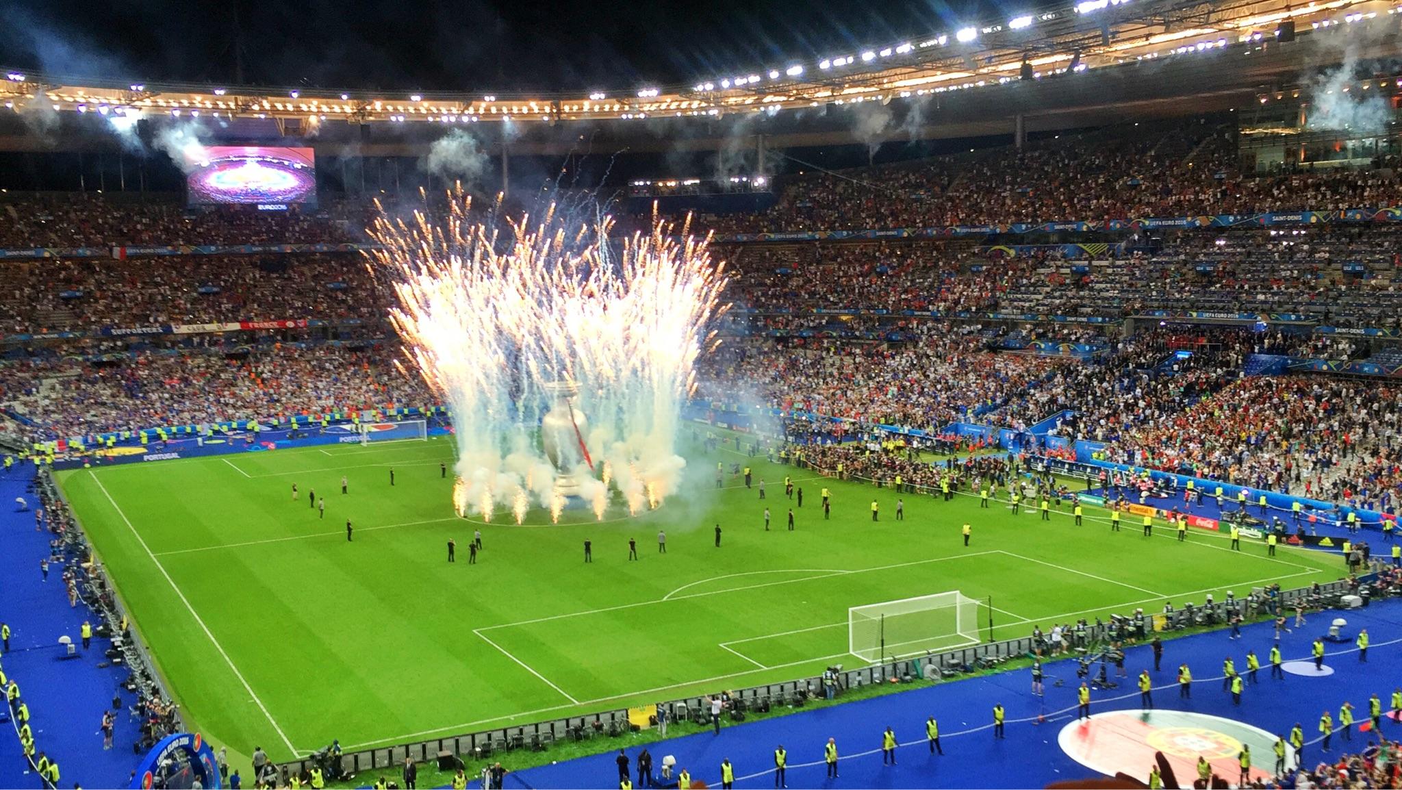 新产品促销海报设计_促销海报设计制作